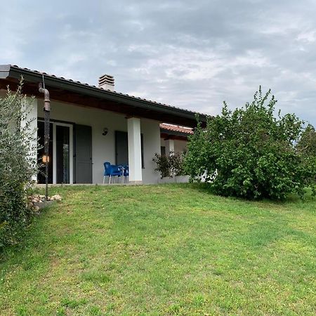 Casa Vacanze Al Capriano Appartamento Lampone Cantello Exterior foto