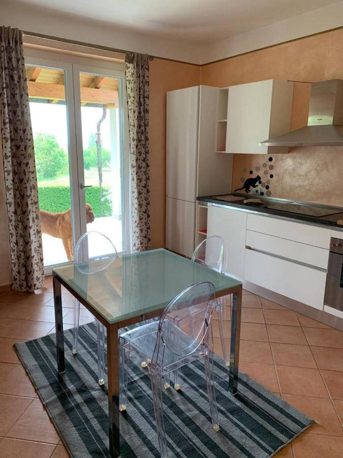 Casa Vacanze Al Capriano Appartamento Lampone Cantello Exterior foto