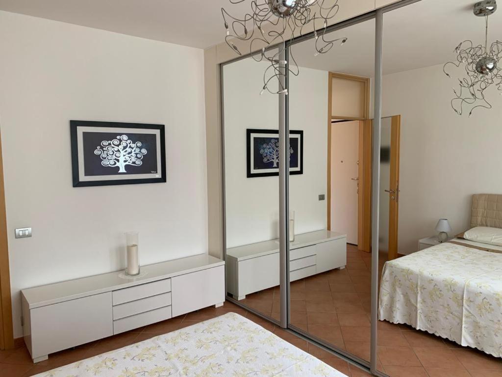 Casa Vacanze Al Capriano Appartamento Lampone Cantello Exterior foto
